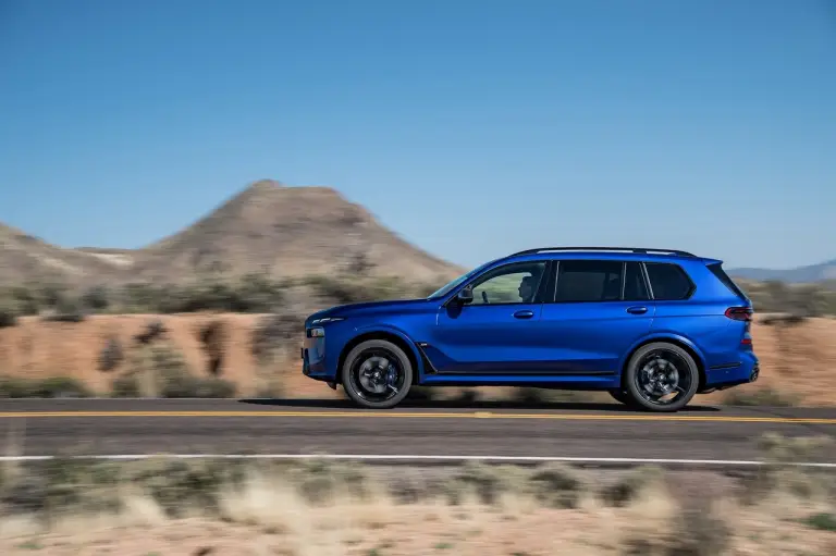 BMW X7 2023 - Foto - 54