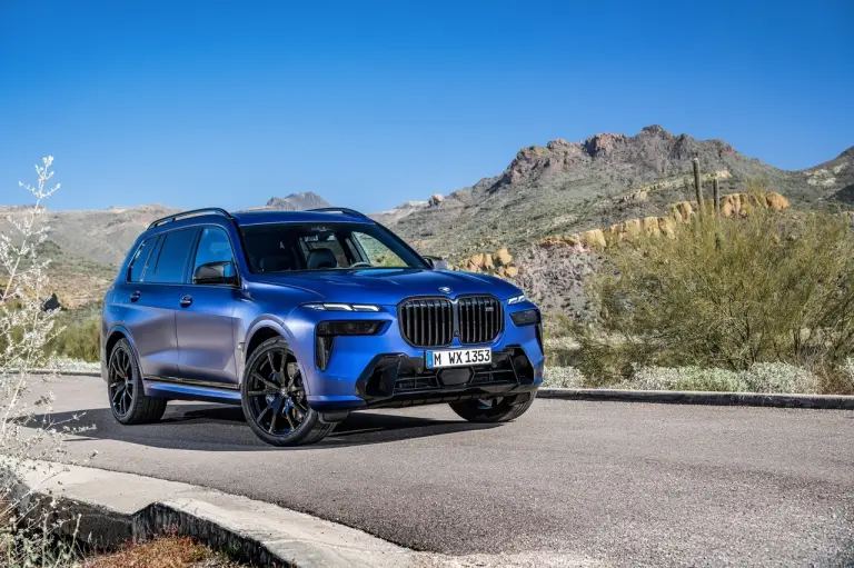 BMW X7 2023 - Foto - 76