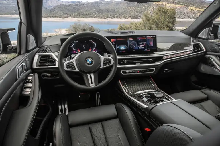 BMW X7 2023 - Foto - 80