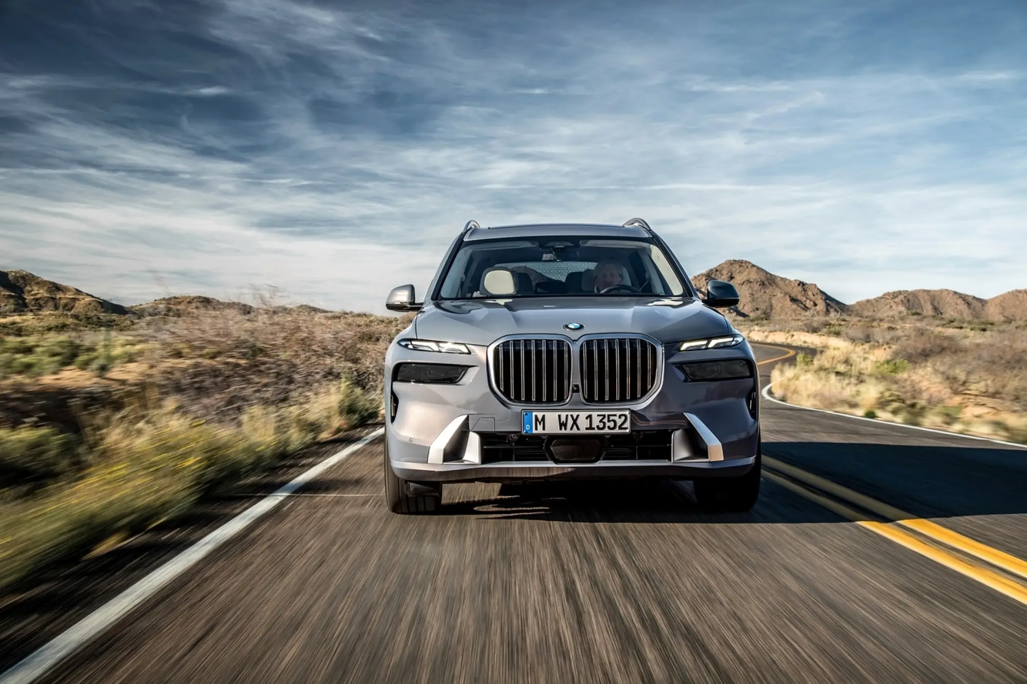 BMW X7 2023 - Foto - 88