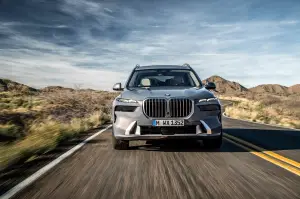 BMW X7 2023 - Foto - 88