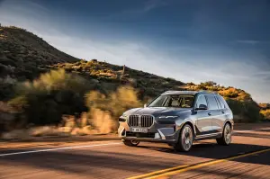 BMW X7 2023 - Foto - 96