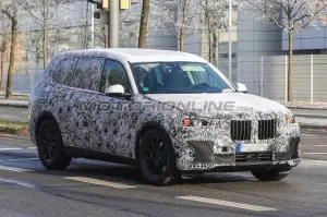 BMW X7 Foto spia 16-12-2016