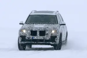 BMW X7 foto spia 18 gennaio 2017 - 1