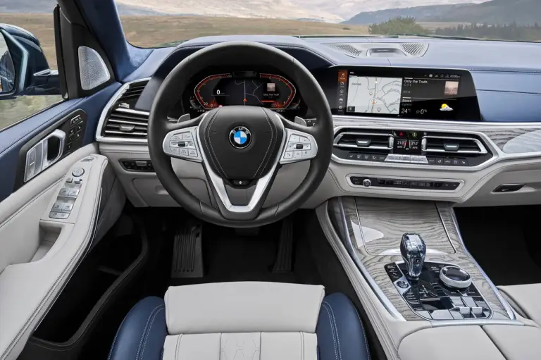 BMW X7 - Foto ufficiali - 10