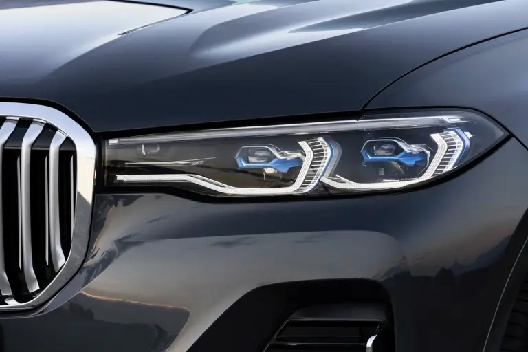 BMW X7 - Foto ufficiali - 26