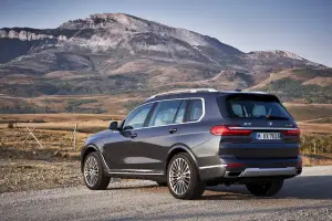 BMW X7 - Foto ufficiali - 31