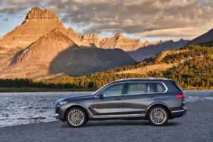 BMW X7 - Foto ufficiali