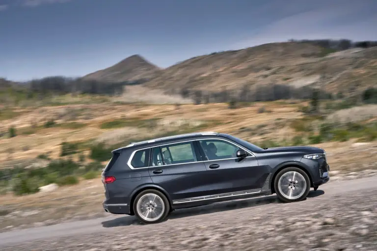 BMW X7 - Foto ufficiali - 38