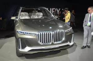 BMW X7 iPerformance Concept - Salone di Los Angeles 2017