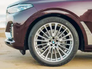 BMW X7 Nishijin Edition
