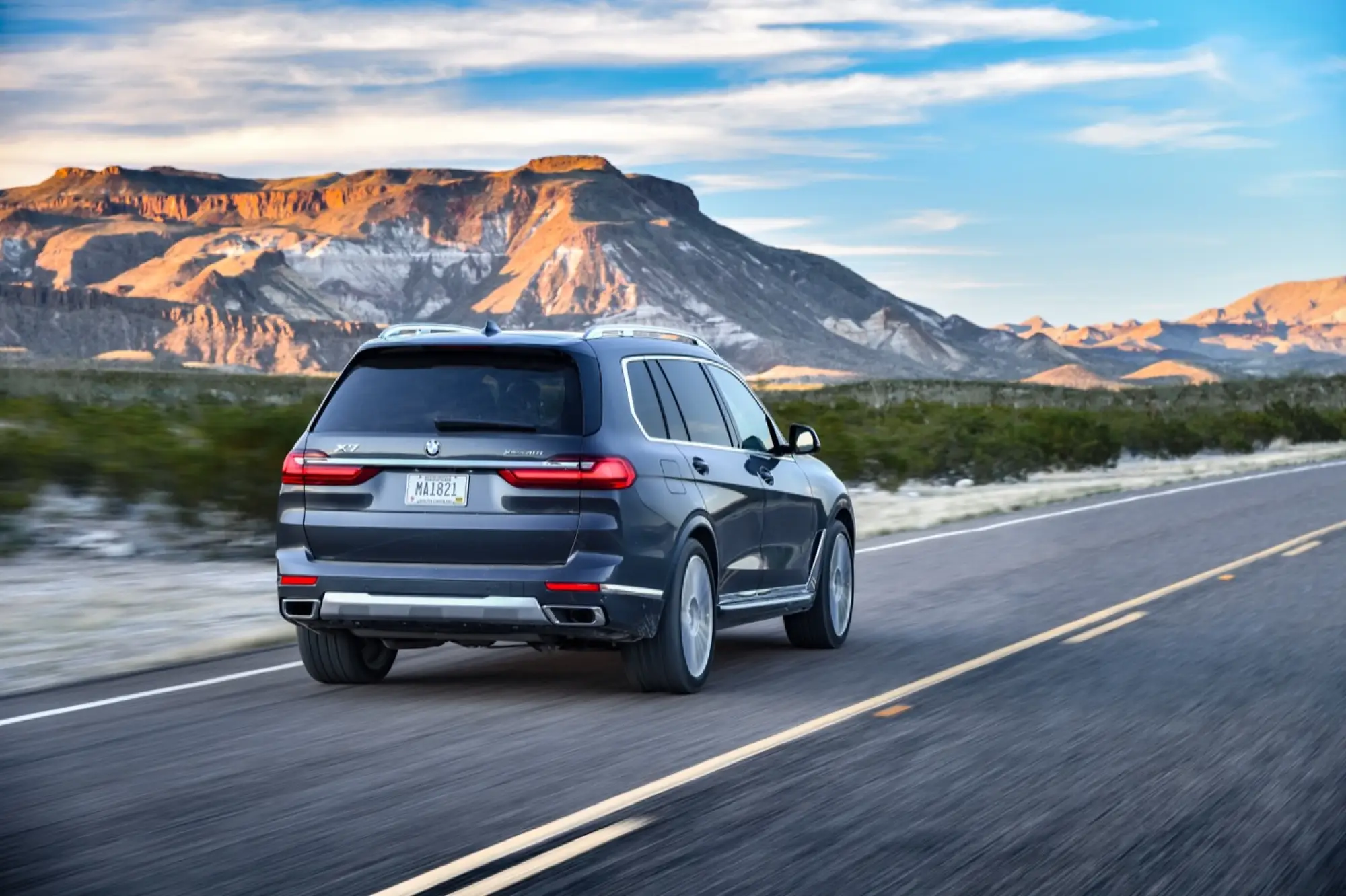 BMW X7 - nuove foto - 102