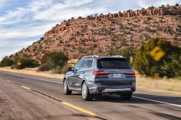 BMW X7 - nuove foto - 106