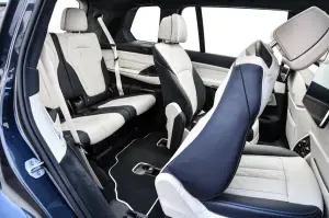 BMW X7 - nuove foto