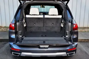 BMW X7 - nuove foto - 151