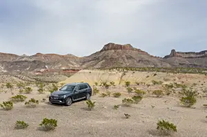 BMW X7 - nuove foto