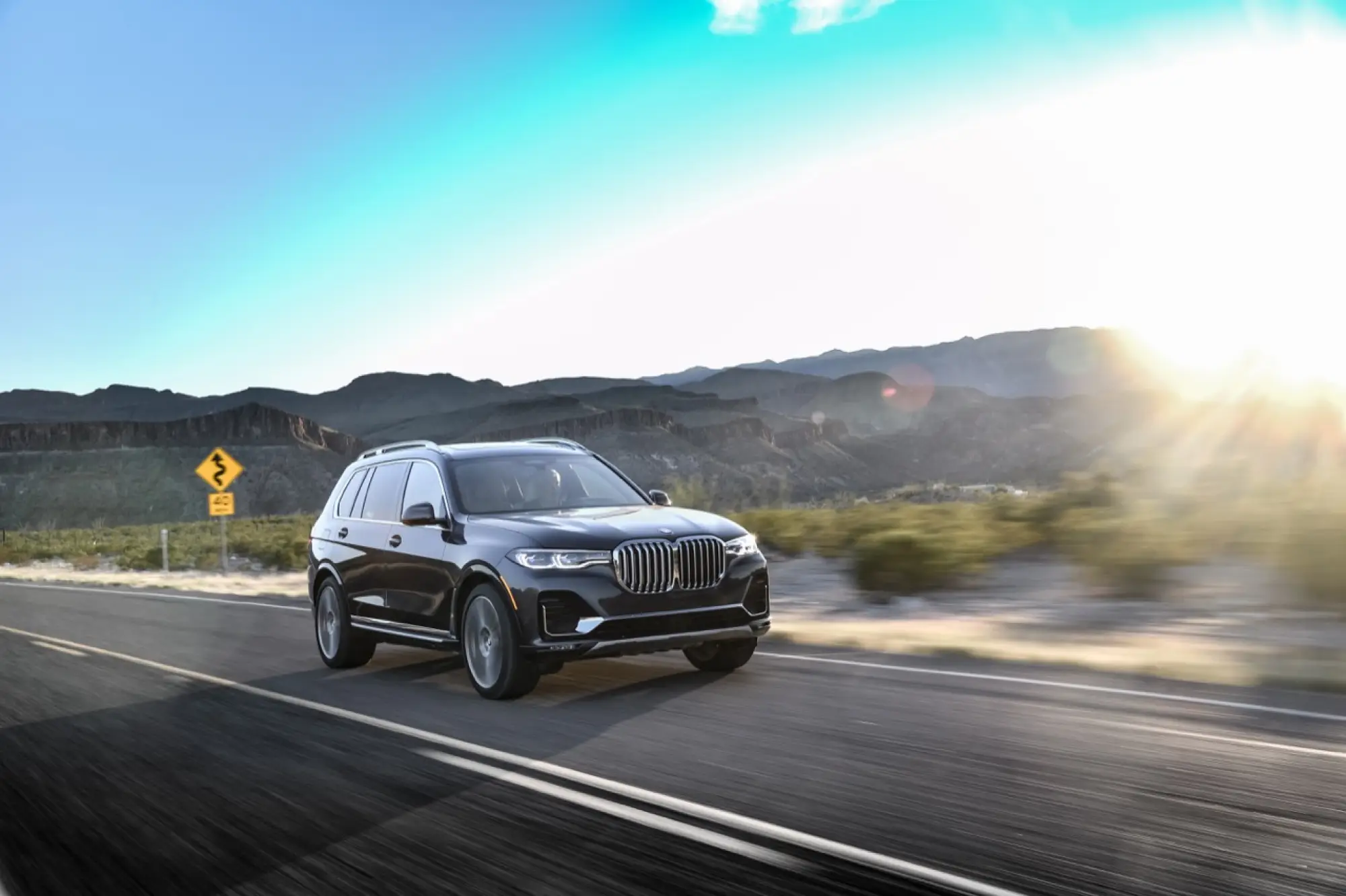 BMW X7 - nuove foto - 69