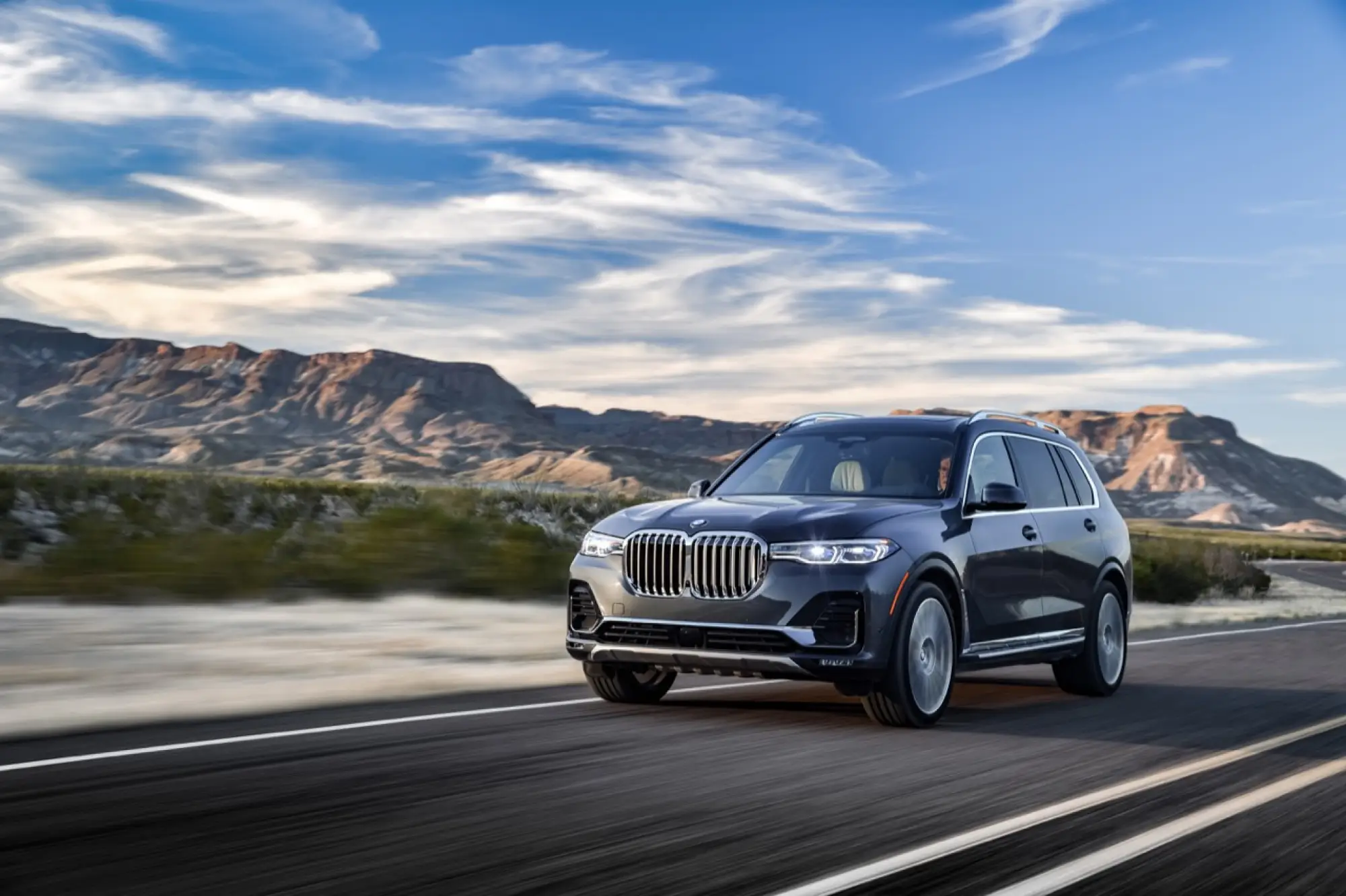 BMW X7 - nuove foto - 72