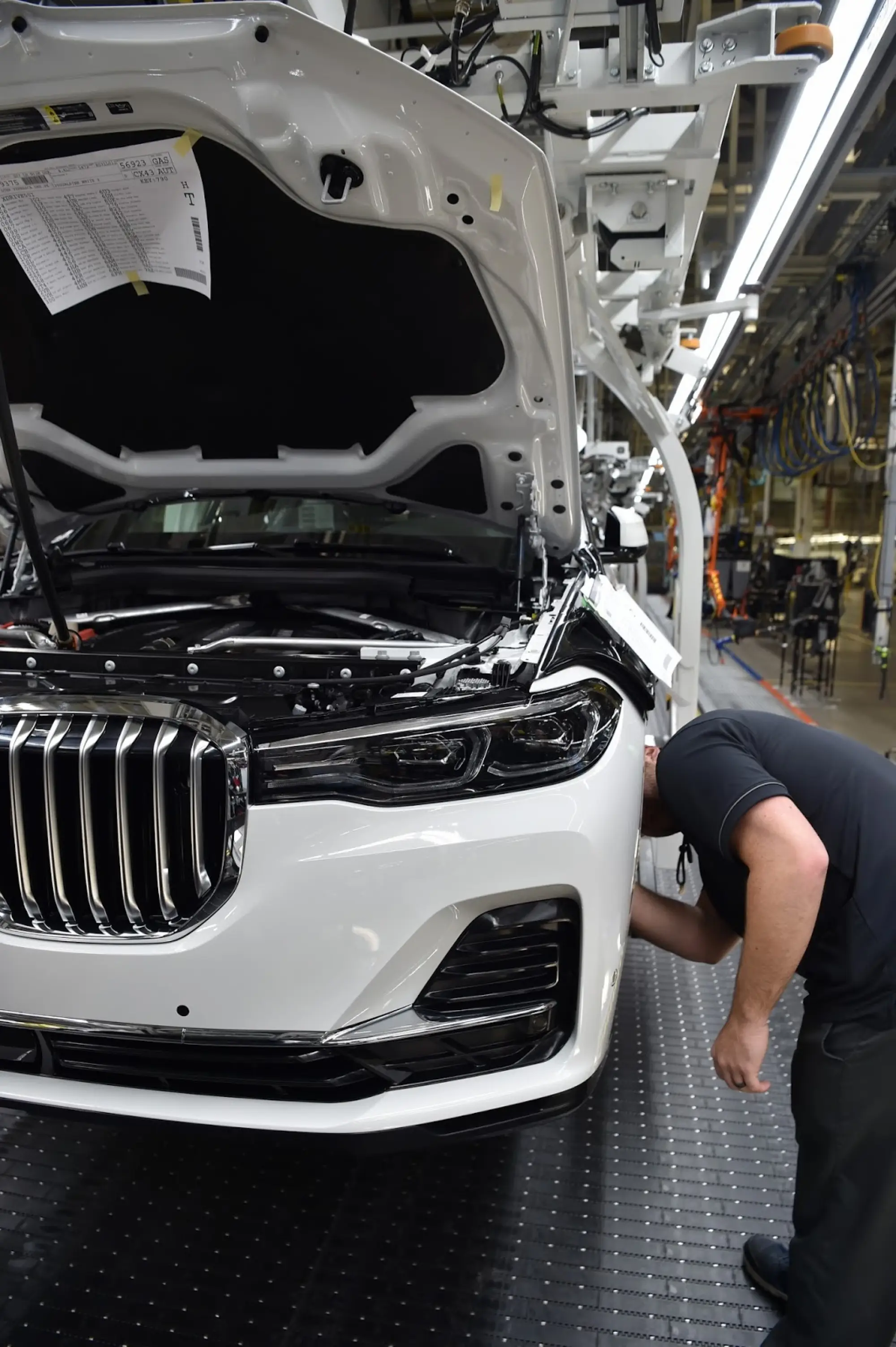 BMW X7 pre produzione - 13