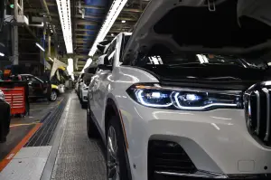 BMW X7 pre produzione - 17