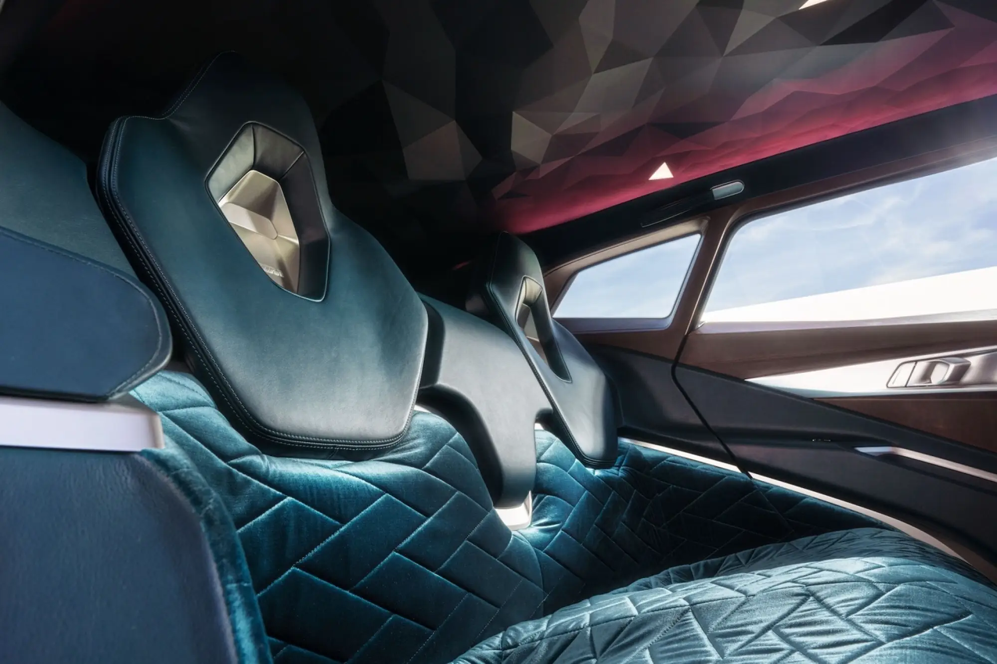BMW XM concept - Foto ufficiali - 23