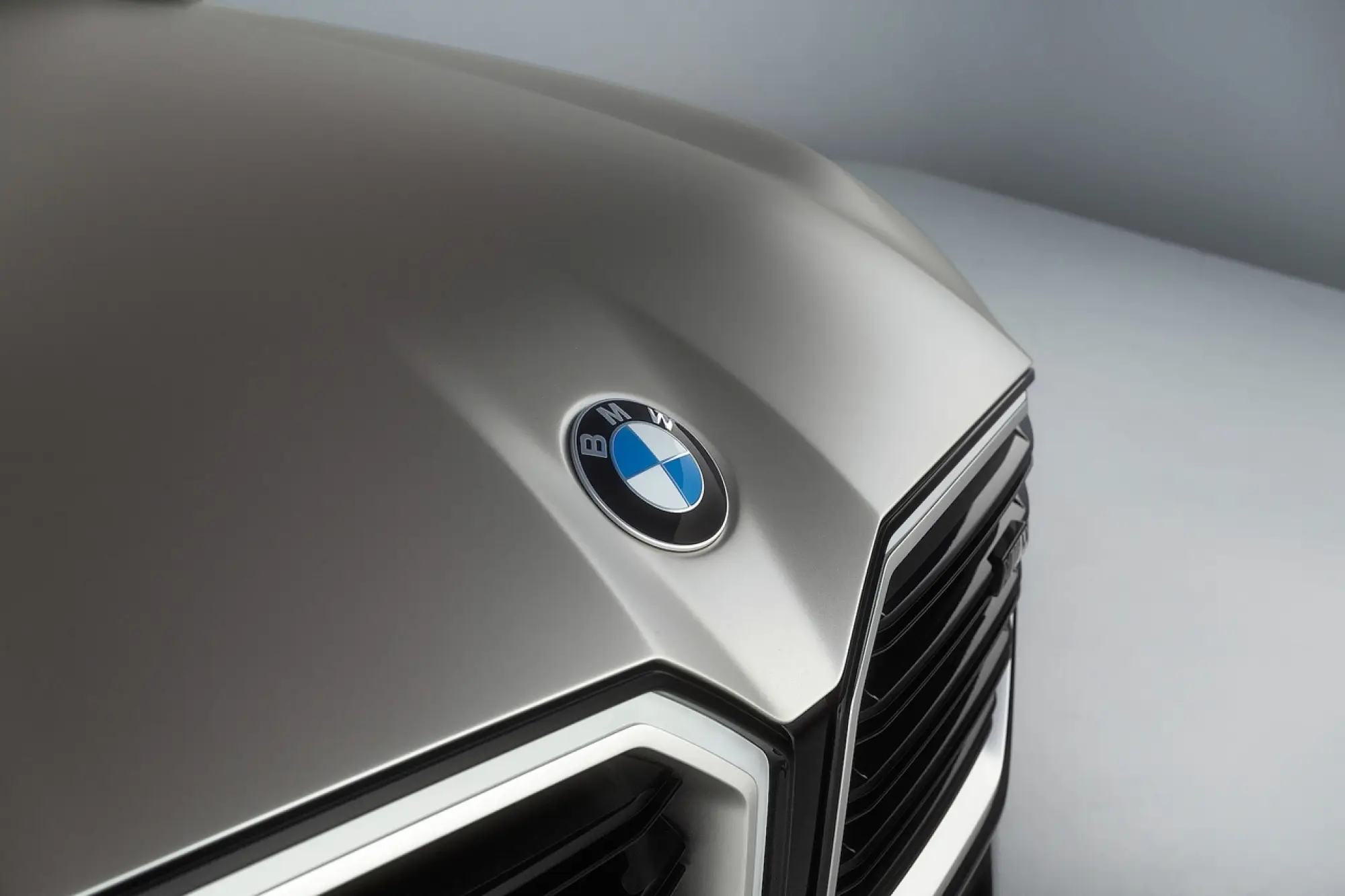 BMW XM concept - Foto ufficiali - 19