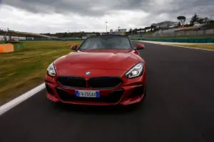 BMW Z4 2019 - Test Drive in Anteprima