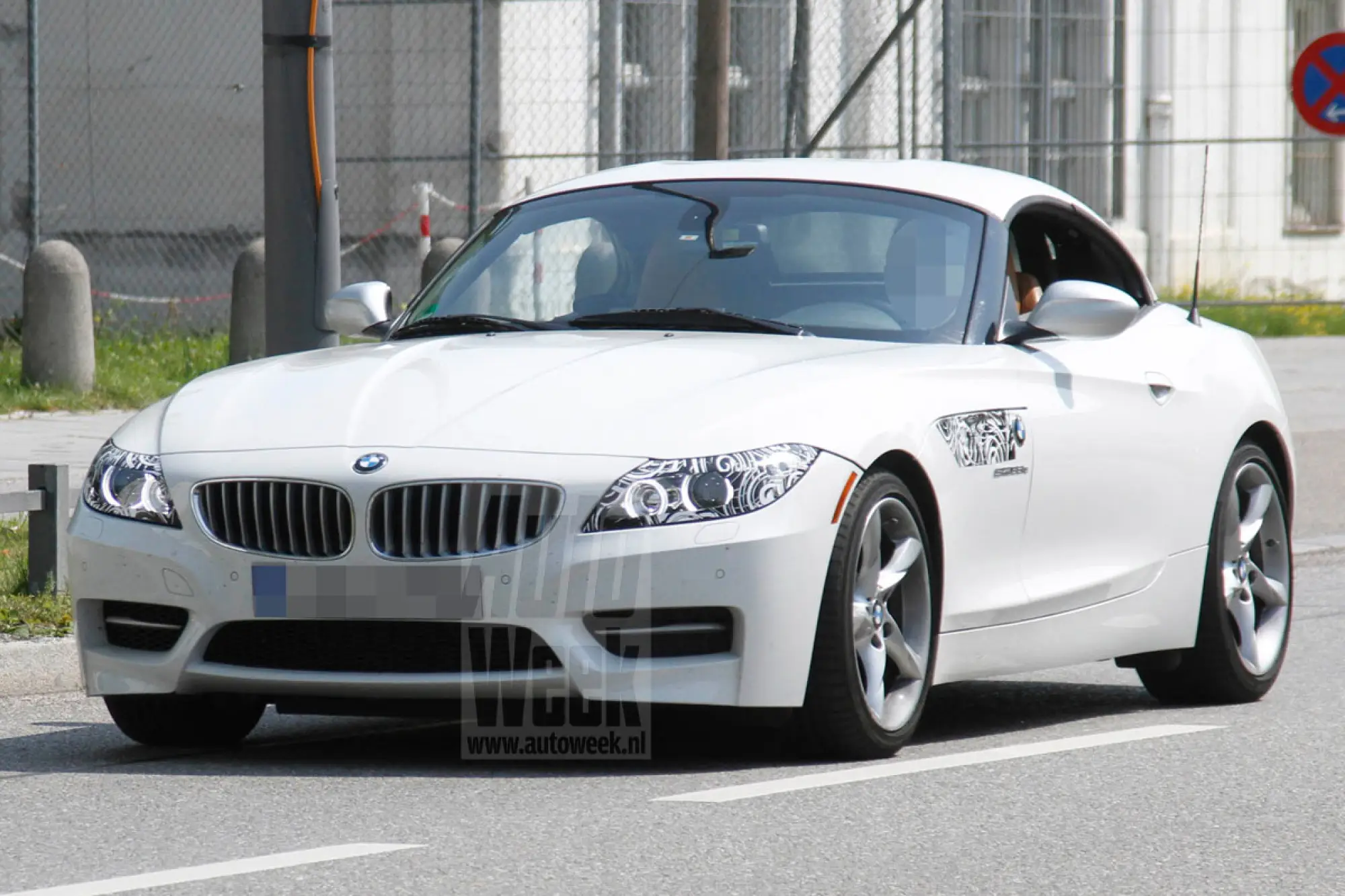 BMW Z4 restyling 2013 foto spia agosto 2012 - 6