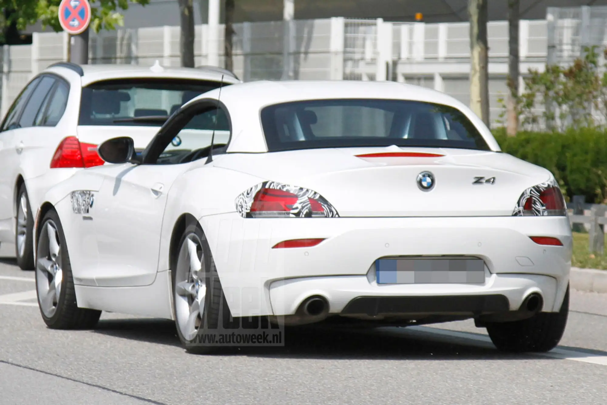 BMW Z4 restyling 2013 foto spia agosto 2012 - 7