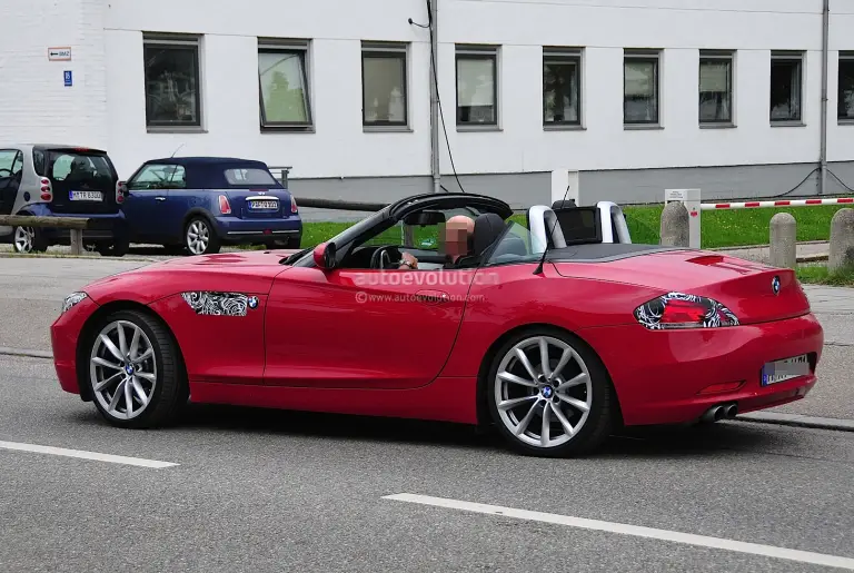 BMW Z4 restyling foto spia luglio 2012 - 4