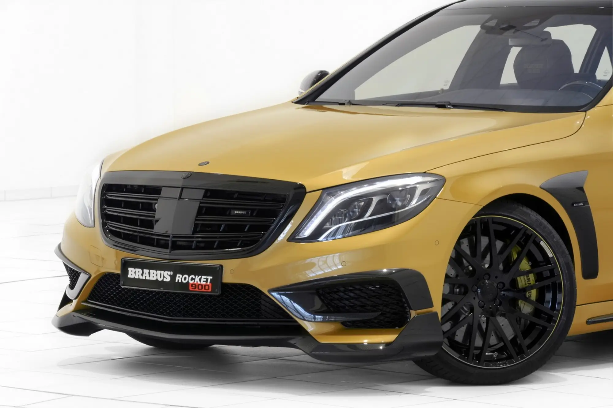 Brabus Rocket 900 Desert Gold Edition - 10