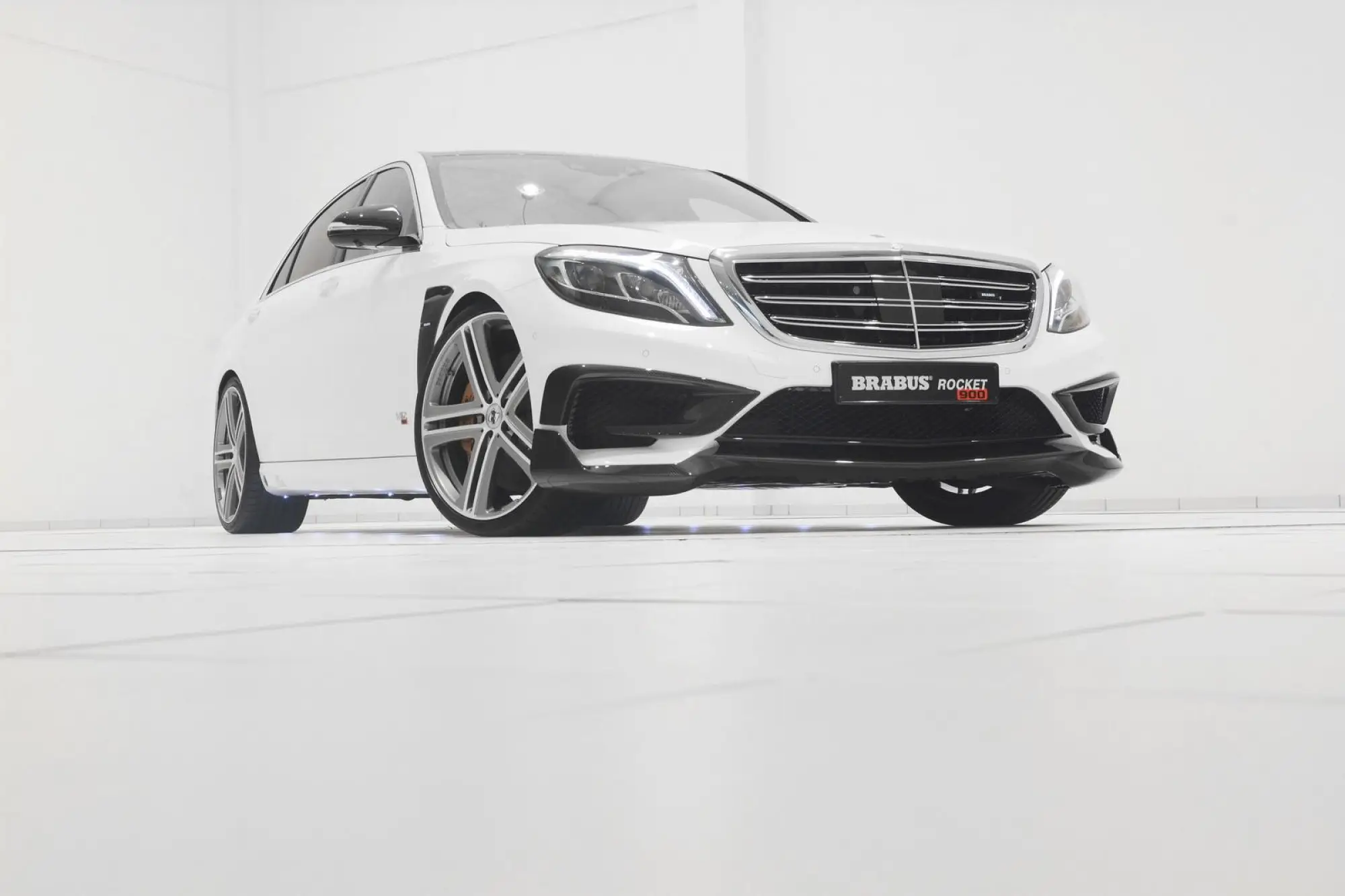 Brabus Rocket 900 su Mercedes S65 AMG - 23