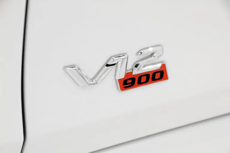 Brabus Rocket 900 su Mercedes S65 AMG - 25