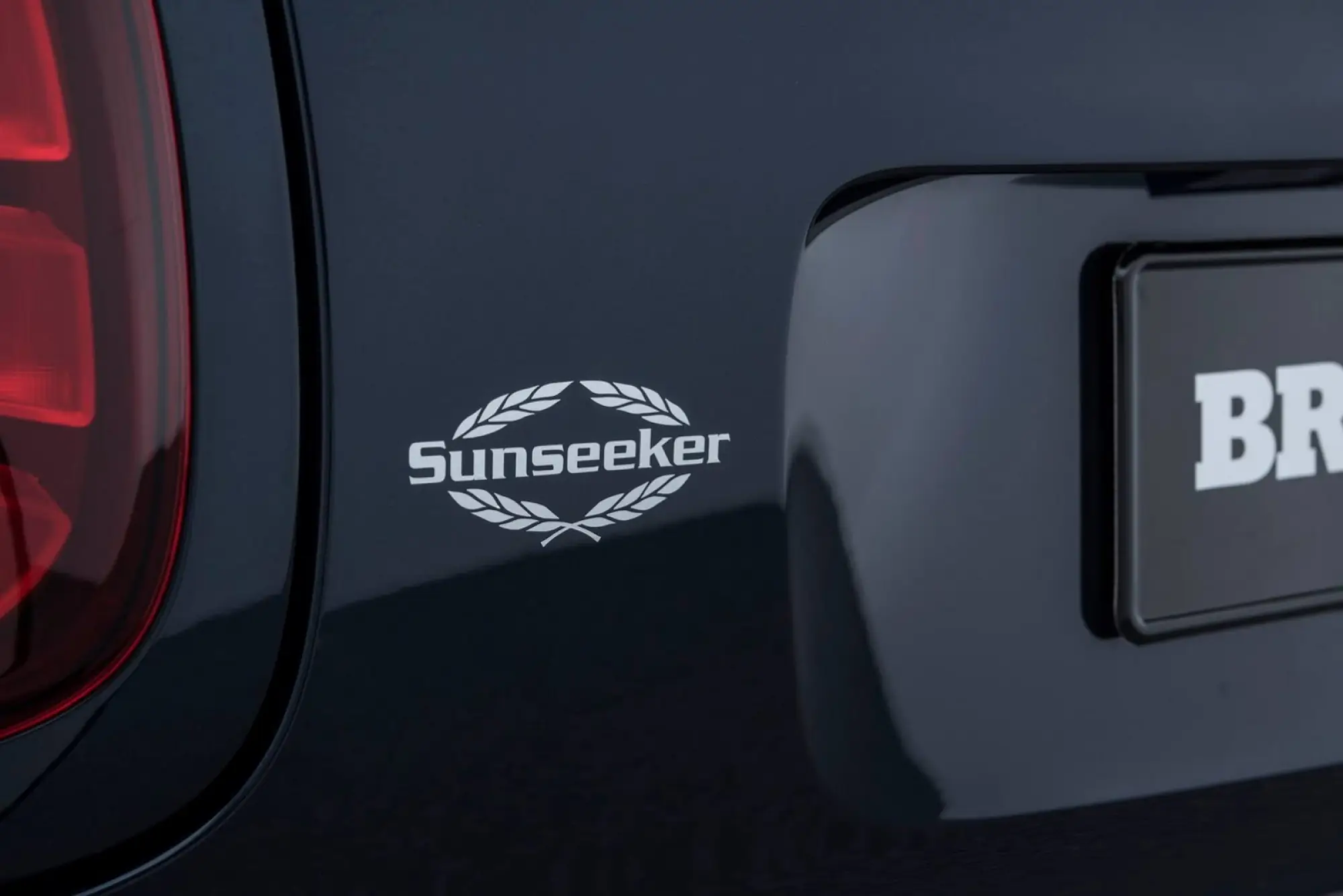 Brabus Sunseeker One of Ten - 12