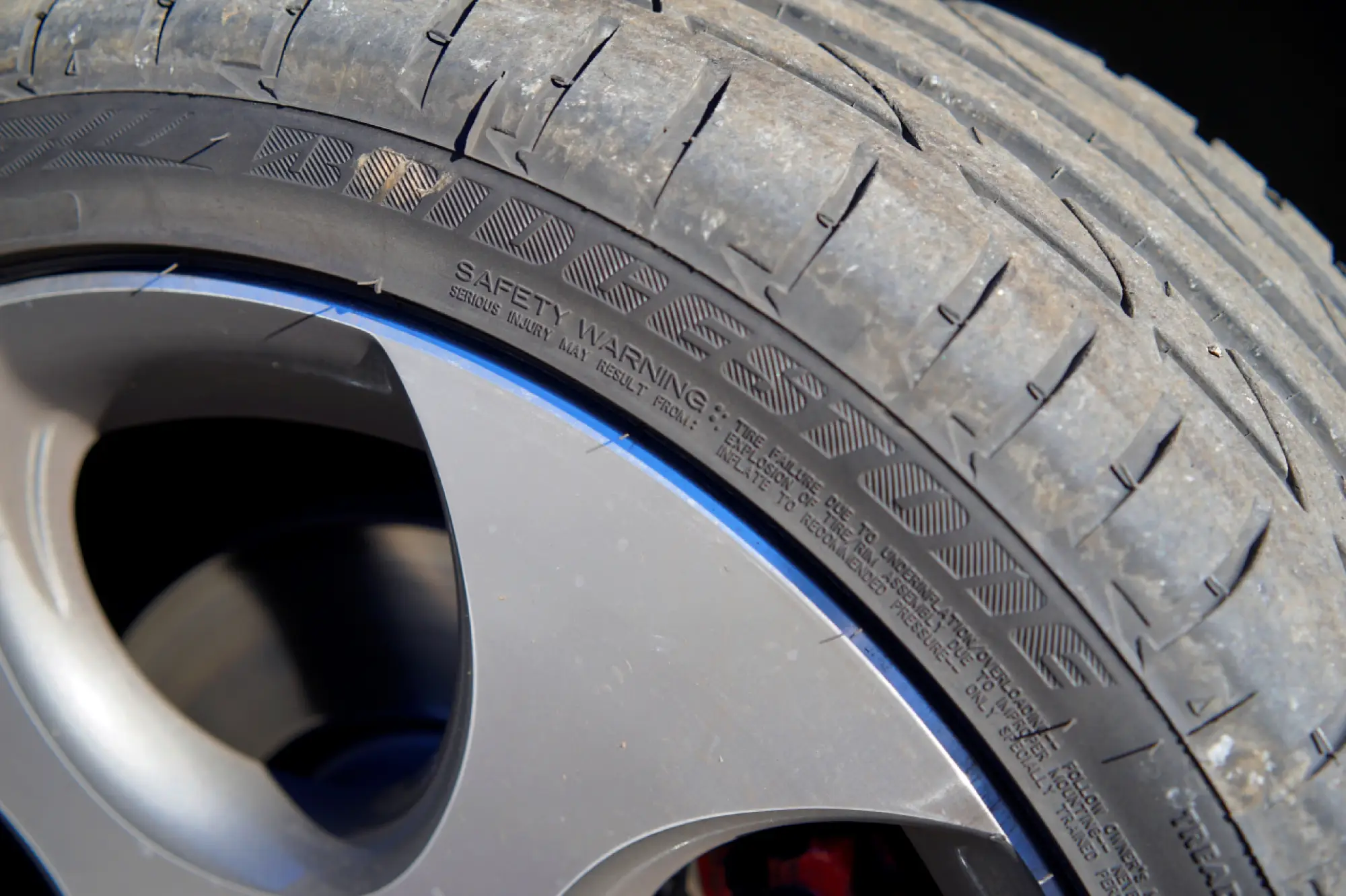 Bridgestone Blizzak LM-25 e Potenza S001 - 13