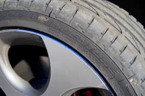 Bridgestone Blizzak LM-25 e Potenza S001