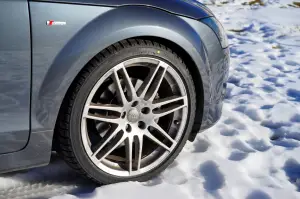 Bridgestone Blizzak LM-25 e Potenza S001