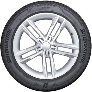 Bridgestone Blizzak LM005 - 46