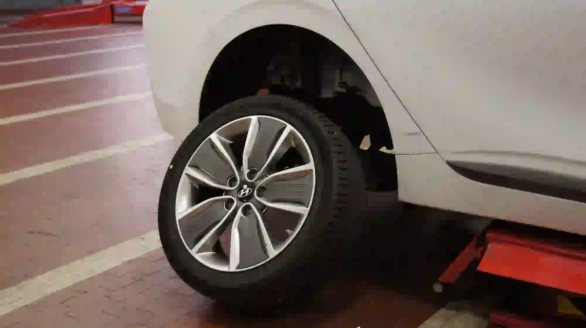 Bridgestone DriveGuard Winter Recensione 2016 - 16