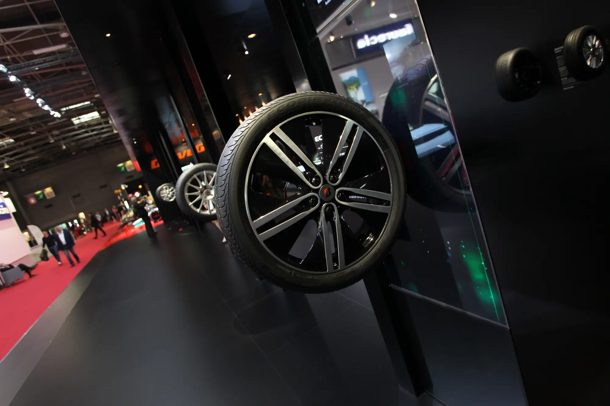 Bridgestone - Salone di Parigi 2016 - 5