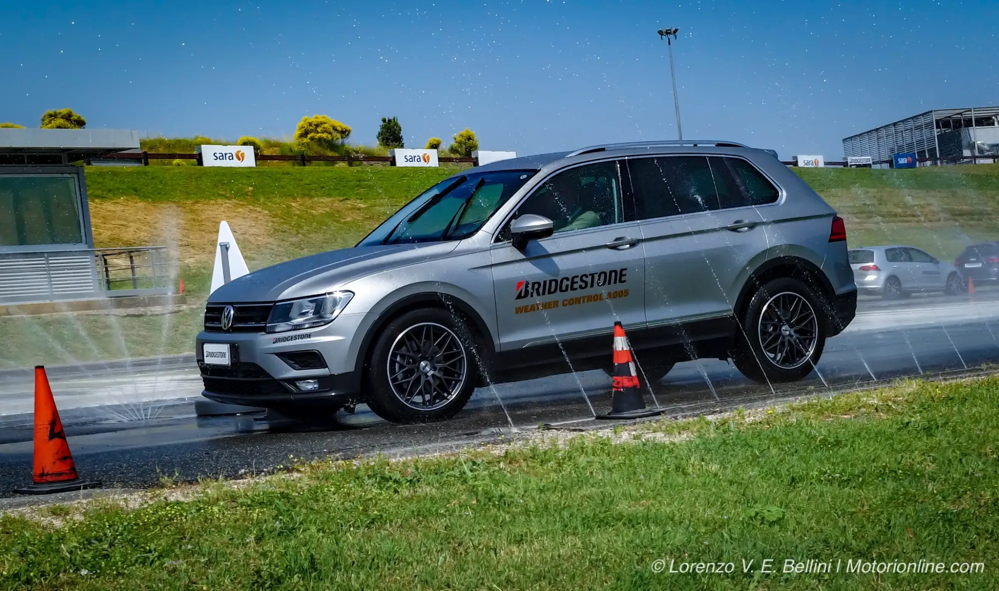 Bridgestone Weather Control A005 - Test Drive in Anteprima - 9