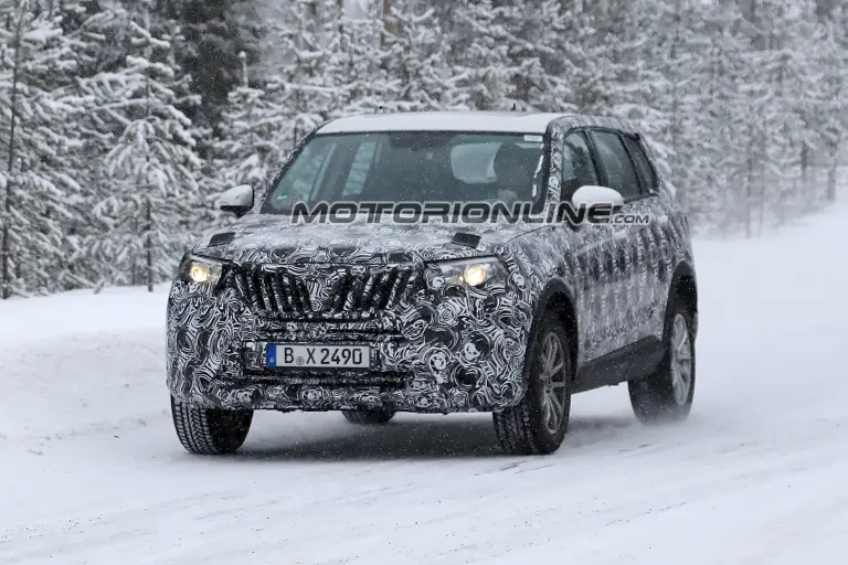 Brilliance V7 foto spia 24 Febbraio 2017 - 1