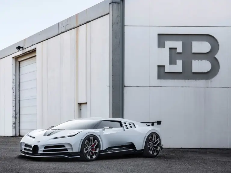 Bugatti Centodieci - Foto ufficiali - 16