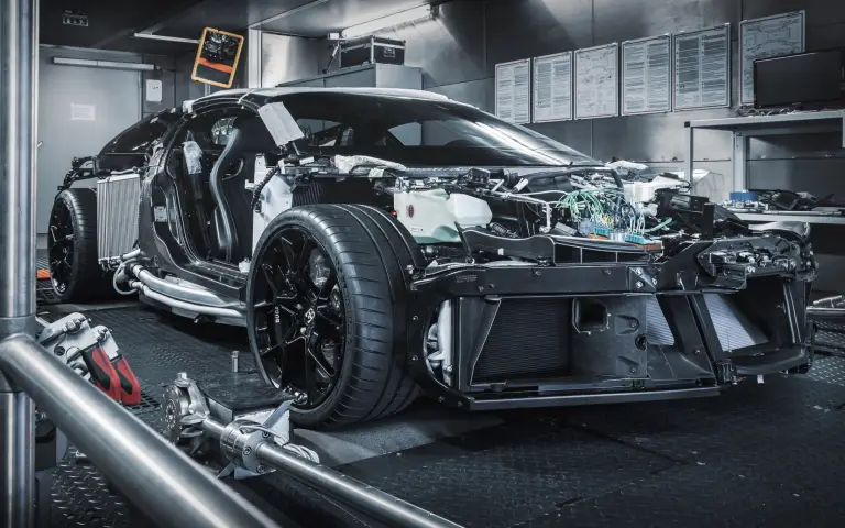 Bugatti Centodieci prototipo anticipa produzione - 4