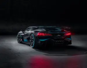 Bugatti Chiron Divo presentazione ufficiale - 2
