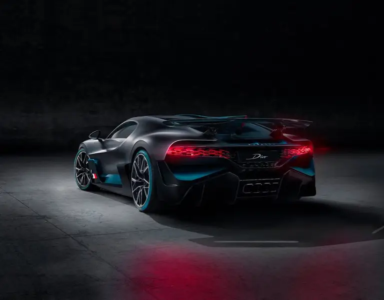 Bugatti Chiron Divo presentazione ufficiale - 2