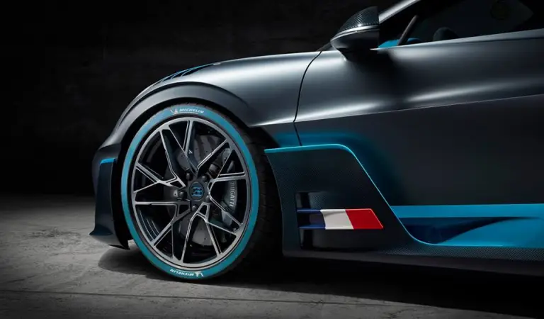 Bugatti Chiron Divo presentazione ufficiale - 3