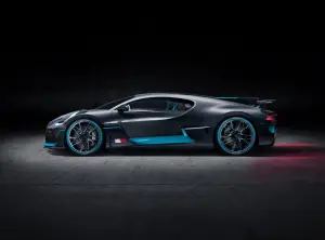 Bugatti Chiron Divo presentazione ufficiale - 10