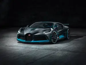 Bugatti Chiron Divo presentazione ufficiale - 11