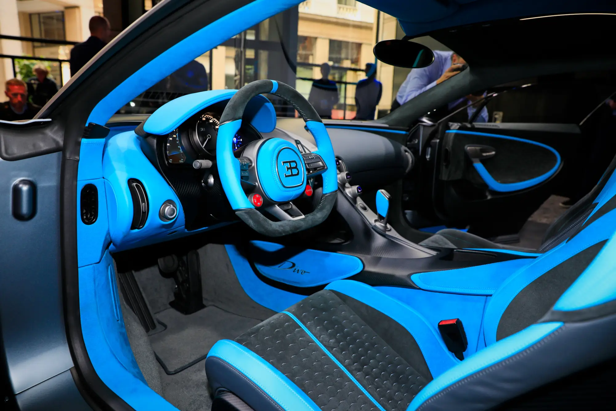 Bugatti Chiron Divo - Salone di Parigi 2018 - 11